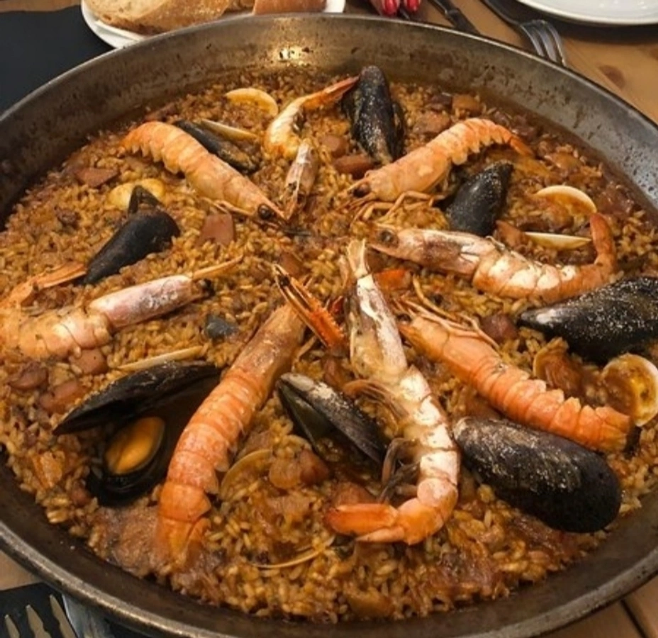 Arrocerías recomendadas en Barcelona: cuando la paella es más que un plato de arroz